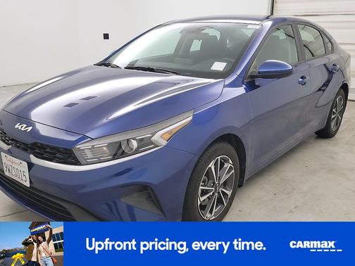Blue 2024 Kia Forte LXS