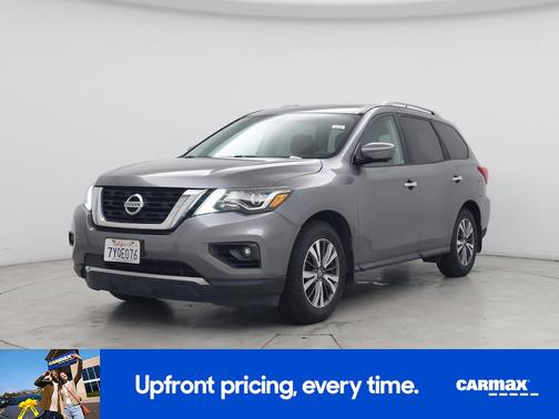 Gray 2017 Nissan Pathfinder SL