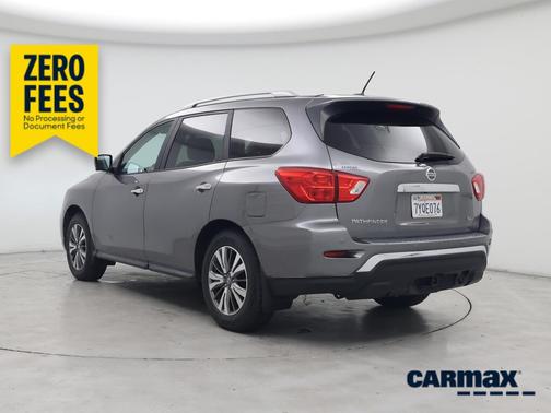 Gray 2017 Nissan Pathfinder SL