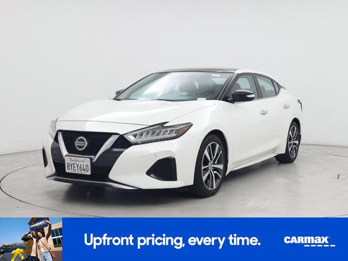 White 2019 Nissan Maxima SL