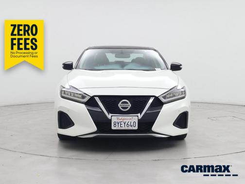 White 2019 Nissan Maxima SL