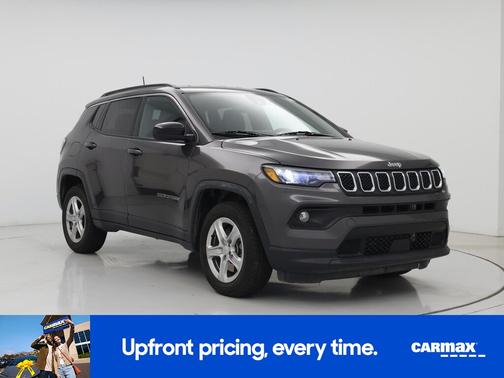 Gray 2024 Jeep Compass Latitude