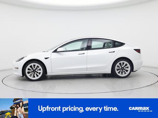 White 2022 Tesla Model 3