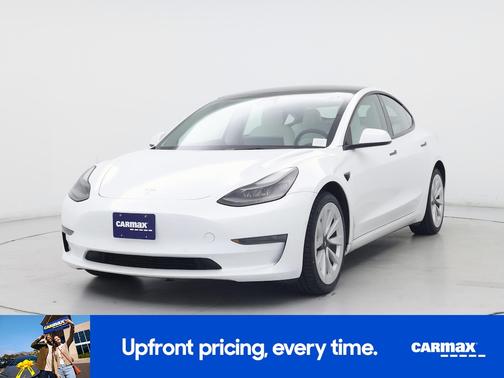 White 2022 Tesla Model 3