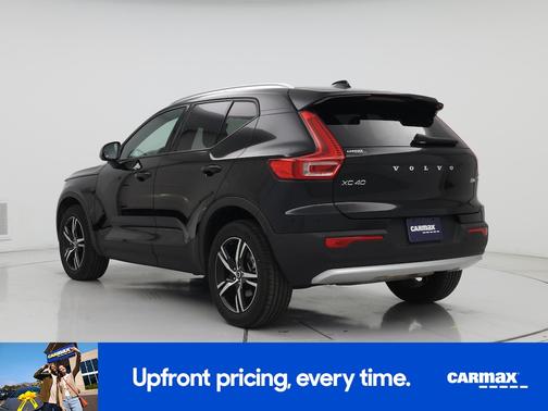 2023 Volvo XC40 B4 Core