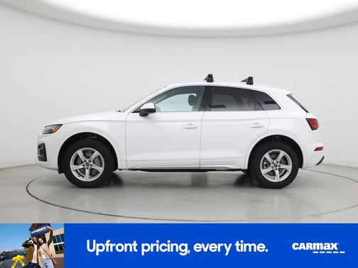 White 2023 Audi Q5 Premium