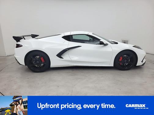 White 2022 Chevrolet Corvette Stingray 2LT