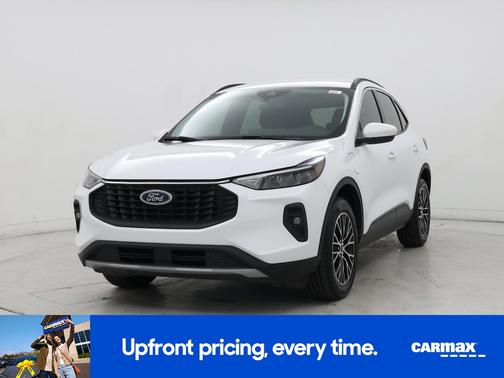 White 2023 Ford Escape PHEV