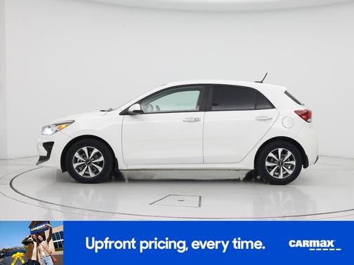 White 2023 Kia Rio S