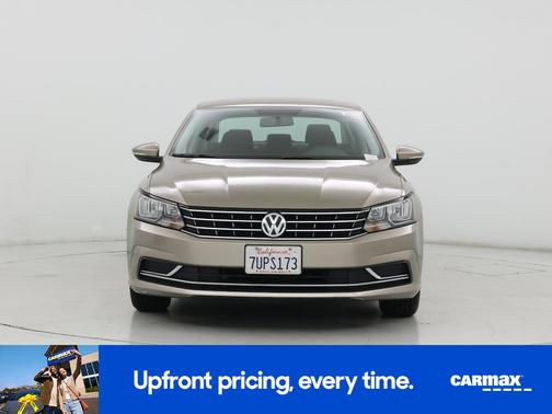 2016 Volkswagen Passat S