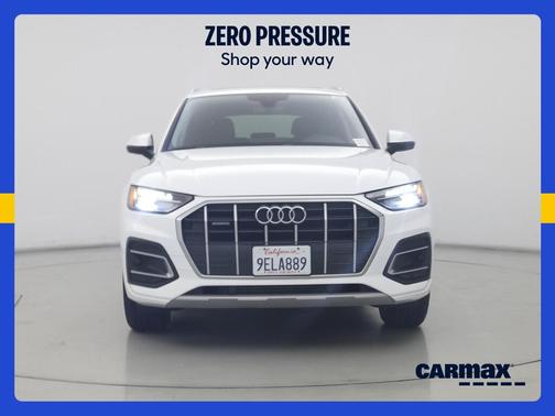 White 2023 Audi Q5 Premium