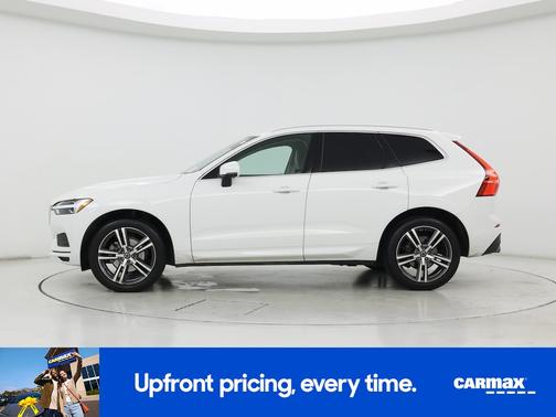 White 2020 Volvo XC60 T5 Momentum