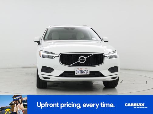 White 2020 Volvo XC60 T5 Momentum