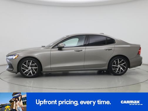 2019 Volvo S60 T6 Momentum