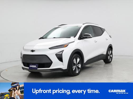 White 2023 Chevrolet Bolt EUV LT