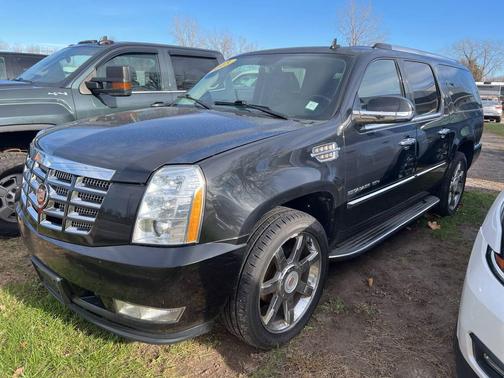 2013 Cadillac Escalade ESV Luxury