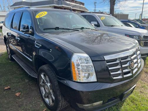 2013 Cadillac Escalade ESV Luxury