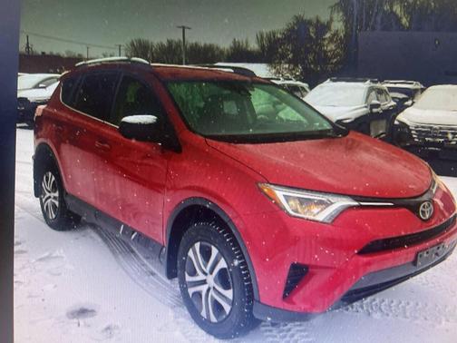 2017 Toyota RAV4 LE