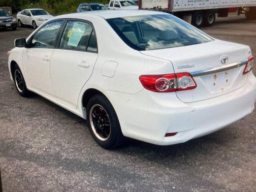 2012 Toyota Corolla LE