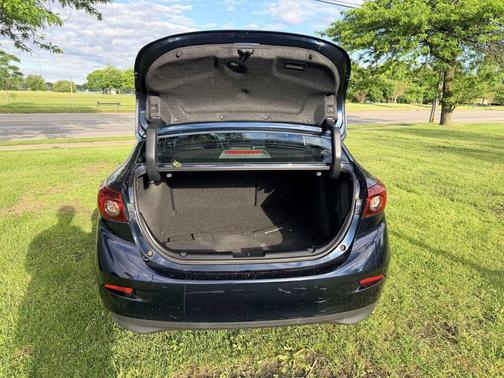 Blue 2017 Mazda Mazda3 Touring