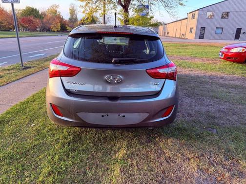 2017 Hyundai Elantra GT Base