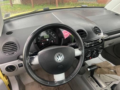 2001 Volkswagen New Beetle GLX