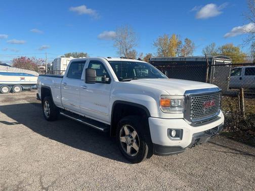 2015 GMC Sierra 2500 Denali