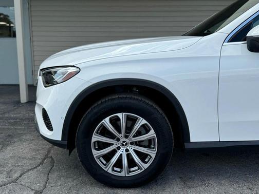 2024 Mercedes-Benz GLC 300 4MATIC
