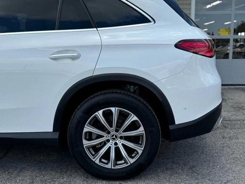 2024 Mercedes-Benz GLC 300 4MATIC