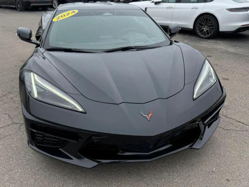 Carbon Flash Metallic 2024 Chevrolet Corvette Stingray w/3LT