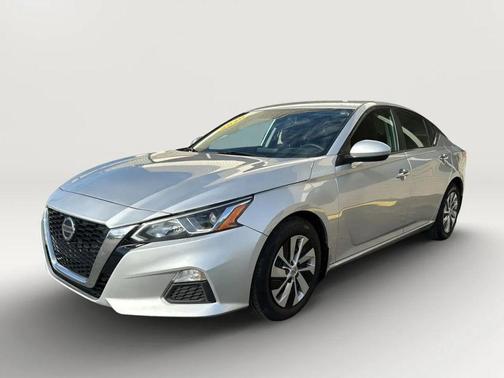 2020 Nissan Altima S FWD