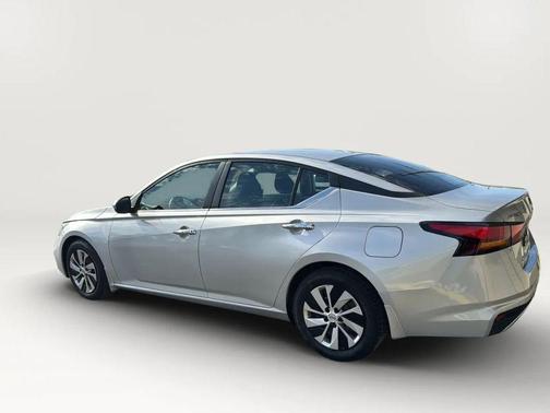 2020 Nissan Altima S FWD