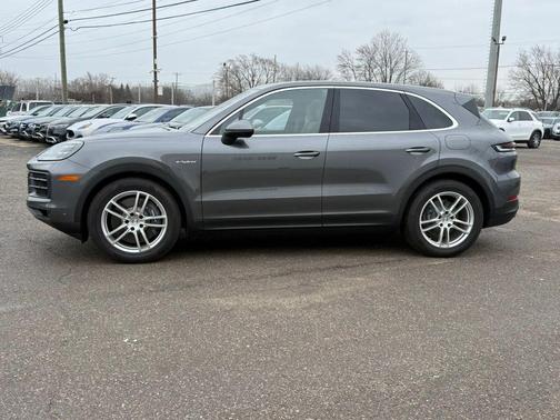 2025 Porsche Cayenne Cayenne E-Hybrid