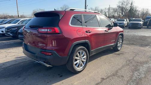 2016 Jeep Cherokee Sport