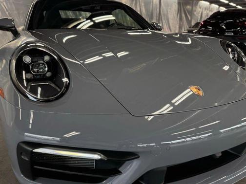 2023 Porsche 911 Carrera 4S Cabriolet