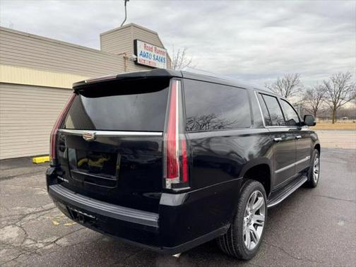 2017 Cadillac Escalade ESV Sport