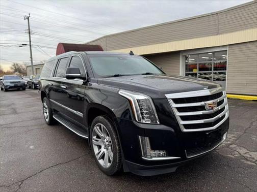 2017 Cadillac Escalade ESV Sport