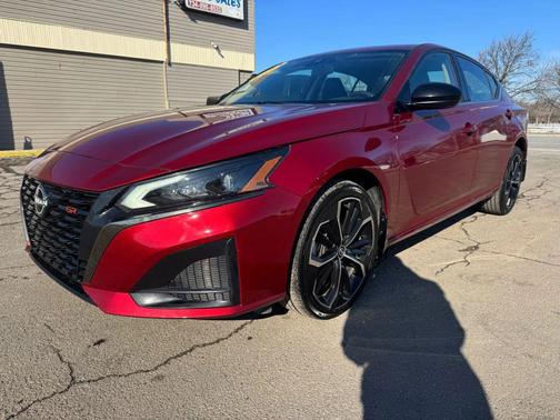 2023 Nissan Altima SR Intelligent AWD