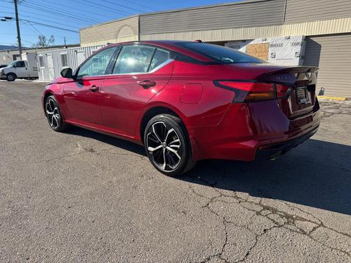 2023 Nissan Altima SR Intelligent AWD
