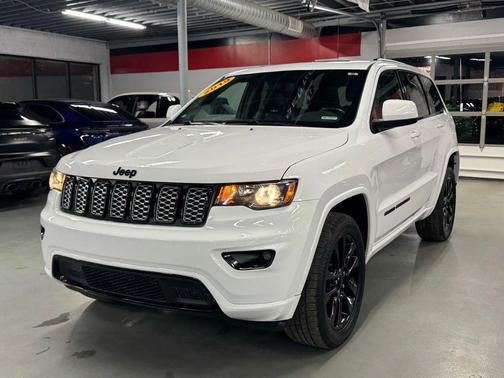 2019 Jeep Grand Cherokee Altitude