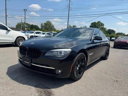 2011 BMW 740 740i Sedan 4D