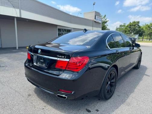 2011 BMW 740 740i Sedan 4D