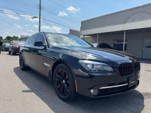 2011 BMW 740 740i Sedan 4D