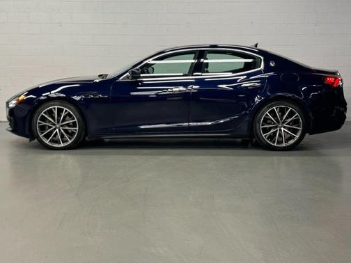 2021 Maserati Ghibli S Q4