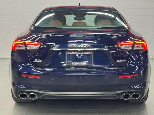 2021 Maserati Ghibli S Q4