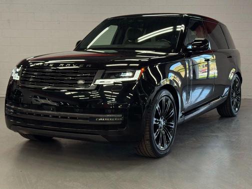 2024 Land Rover Range Rover P530 SE