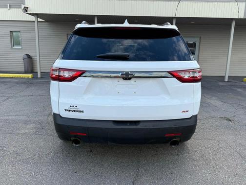 2021 Chevrolet Traverse RS
