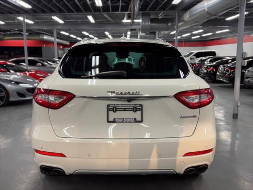 2017 Maserati Levante Base