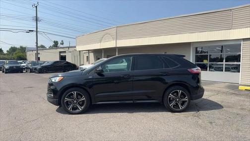 2022 Ford Edge ST Line