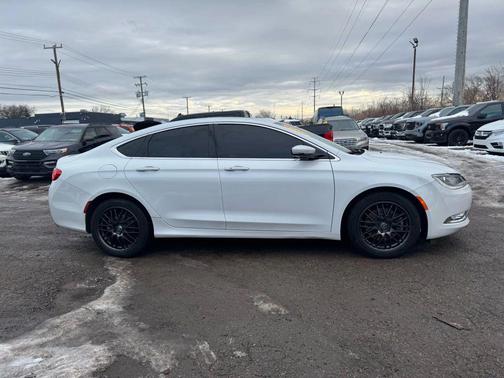 2015 Chrysler 200 C